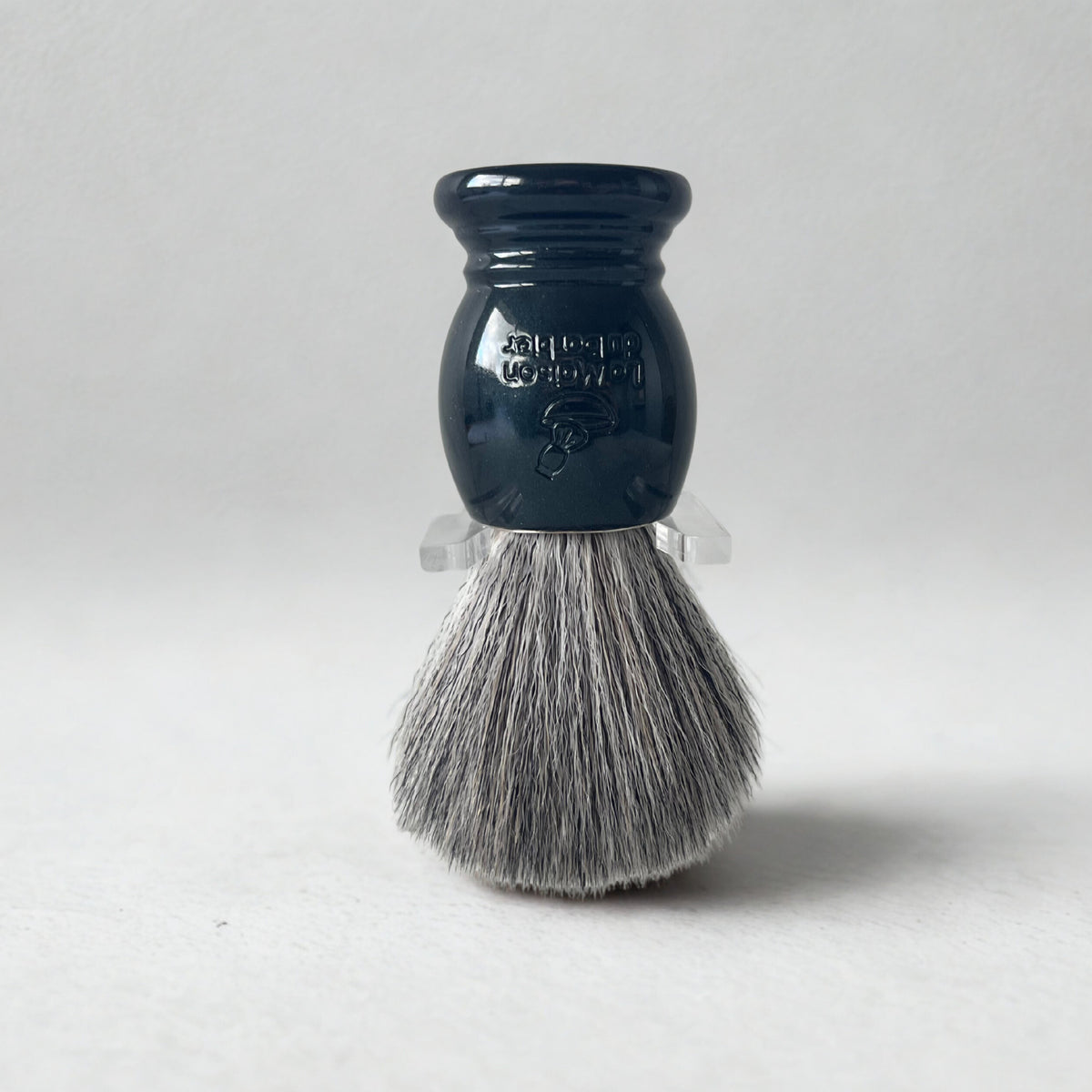Blaireau de rasage gris nacré – fibre grise